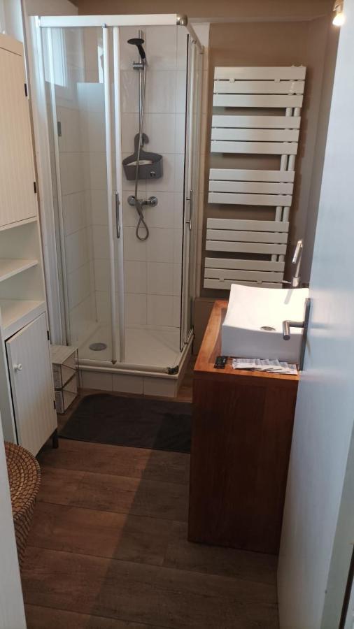 Le Bleu Roi - Appartement Calme Proche De La Gare Caen Zewnętrze zdjęcie
